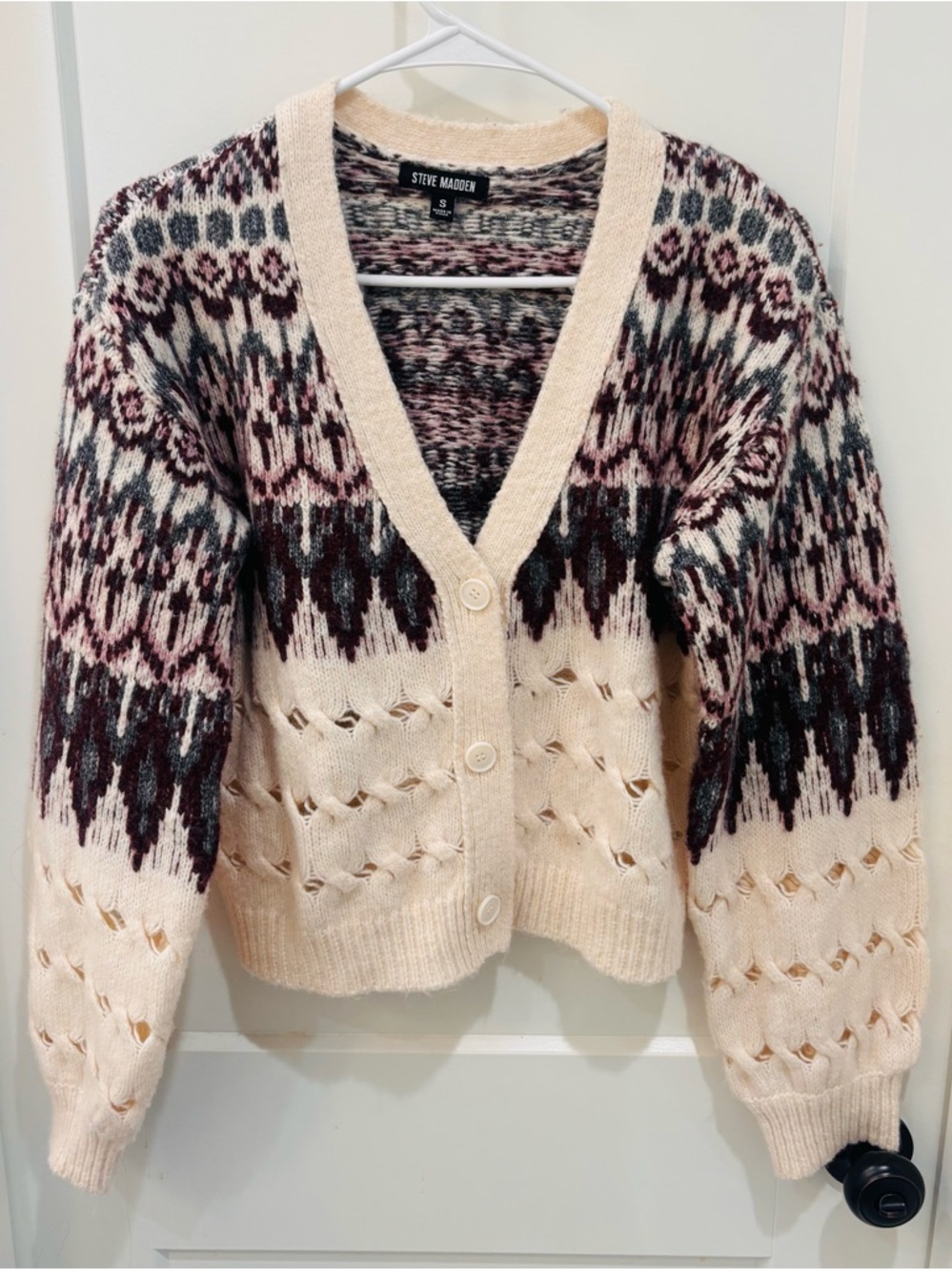 Steve Madden Cream Fair Isle V-Neck Button Cardigan Sweater. Size Small
